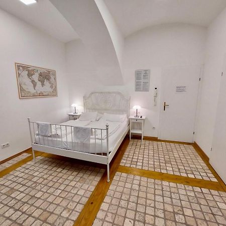 Modern Studios Near City Center Vienne Extérieur photo
