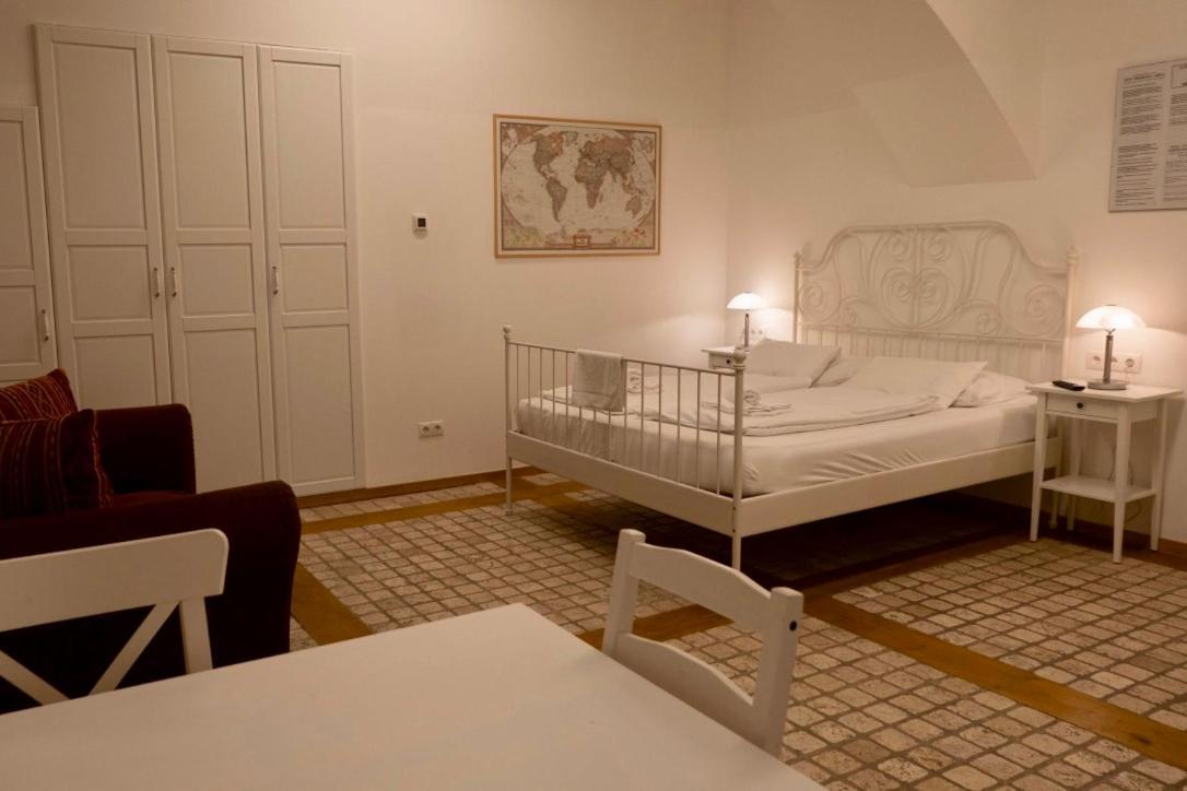 Modern Studios Near City Center Vienne Extérieur photo