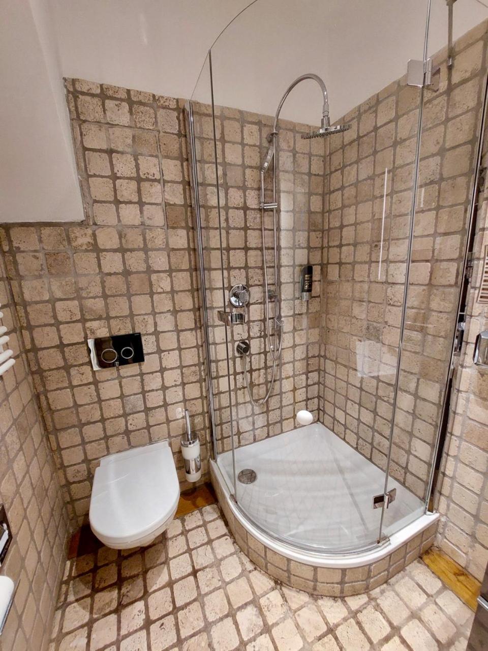 Modern Studios Near City Center Vienne Extérieur photo