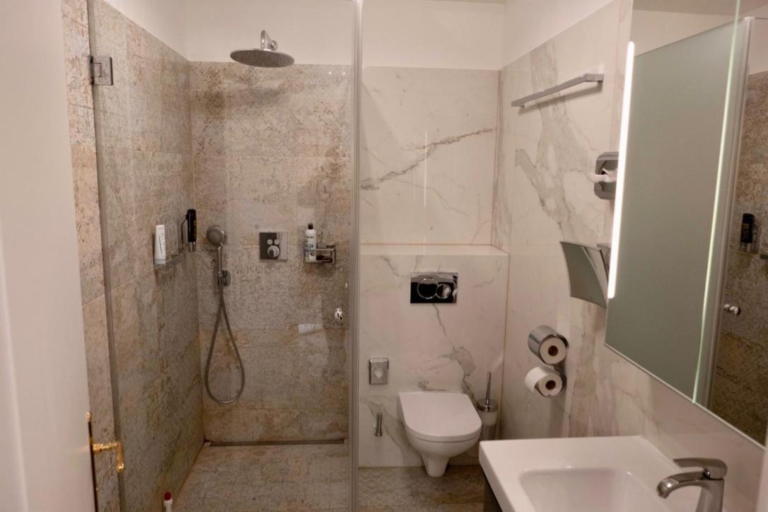 Modern Studios Near City Center Vienne Extérieur photo